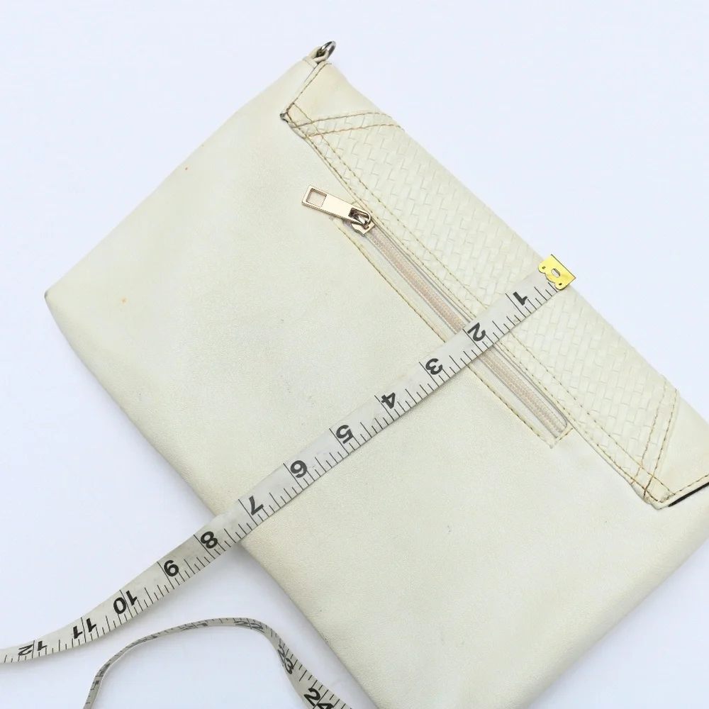 Vintage White Leather Envelope Clutch Handbag - Picture 4 of 9